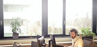 Udbetal nemt løn til dine medarbejdere med et online planlægningsværktøj Track dine medarbejdere med online planlægningsværktøj