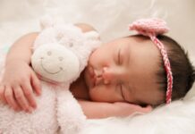 Her har du løsningen på den røde baby numse babypige